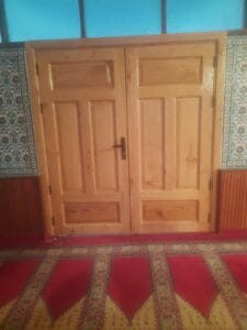 mugla-dalaman-marangoz-el-isciligi-masif-ahsap-kapı-montaji (3)